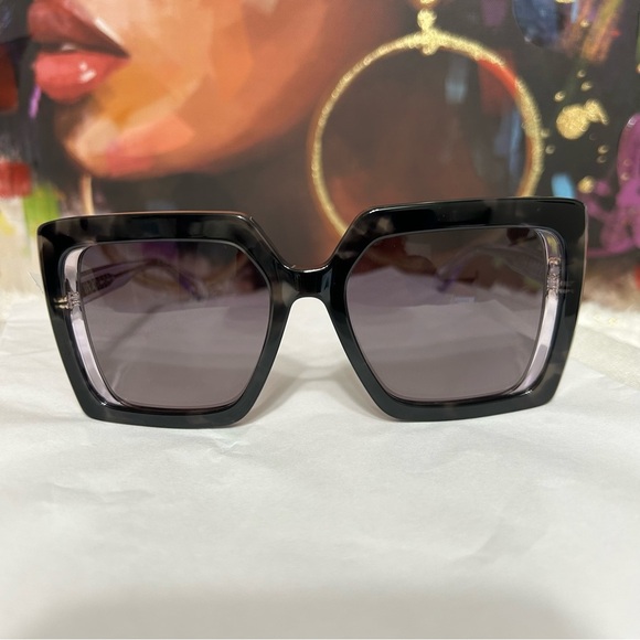 Just Cavalli Sunglasses - Picture 3 of 8